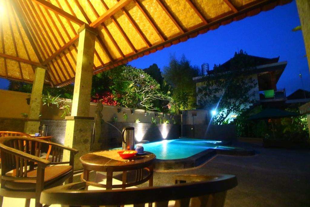 Adi Santia Bungalows Ubud  Luaran gambar